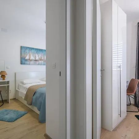 Apartment Dora Fuer 4 Personen Und 1 Kind